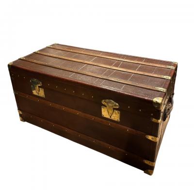 Expertise gratuite de malles Vuitton, Goyart, Moynat par Damien Tison. Estimation, cote & prix de malles de luxe.