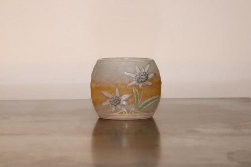 ART NOUVEAU - Vase, verrerie Gallé, Lalique, Daum estimation. Ventes aux enchères de verreries, mobilier et objet Art Nouveau. Expertise de vos objets signés Gallé, Daume, Lalique, Art Nouveau